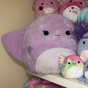 16” aziza stingray squishmallow